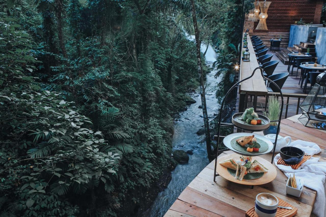 The Sebali Resort ウブド エクステリア 写真 The restaurant at the resort