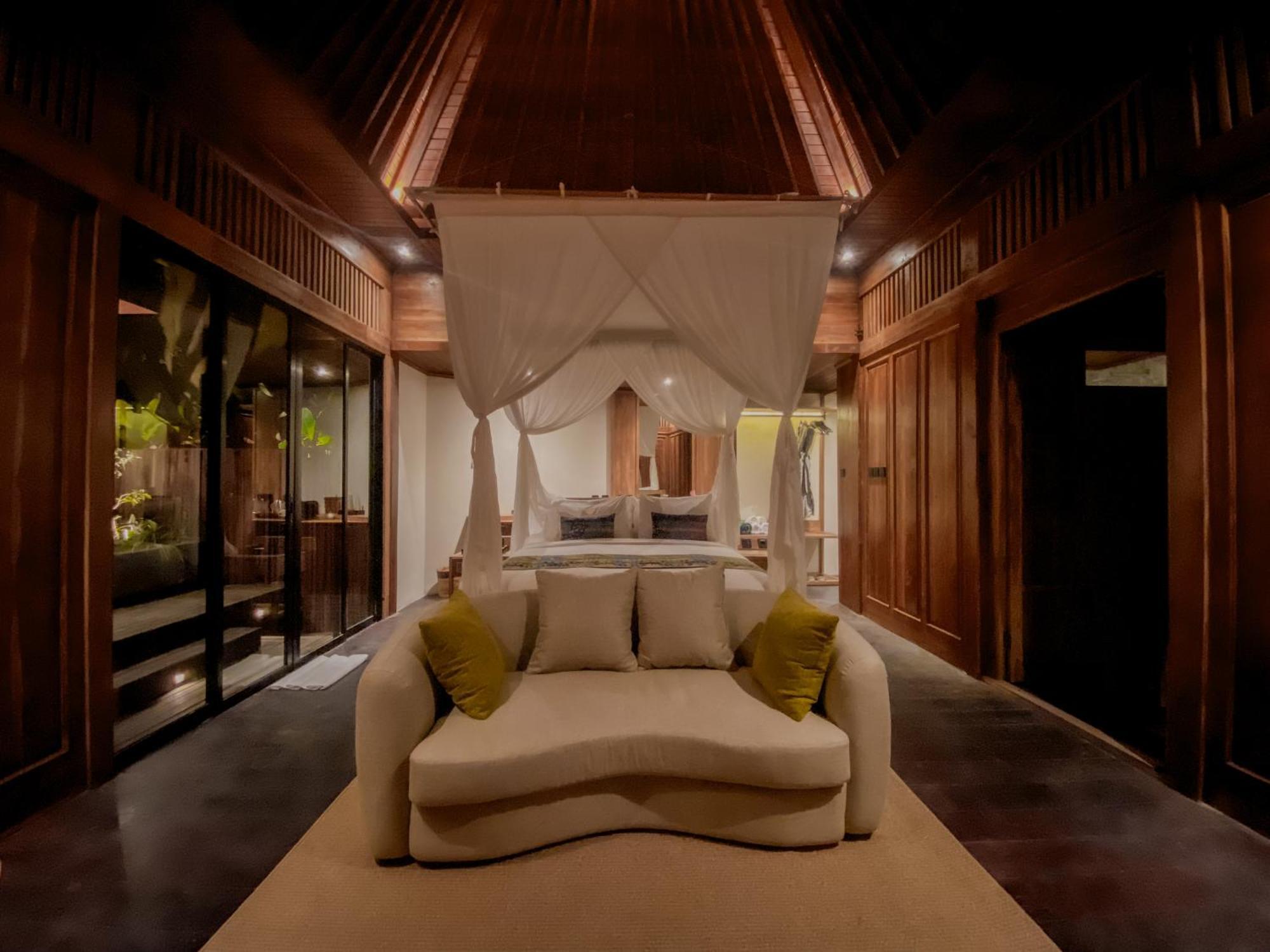 The Sebali Resort ウブド エクステリア 写真 The interior of a villa at the resort